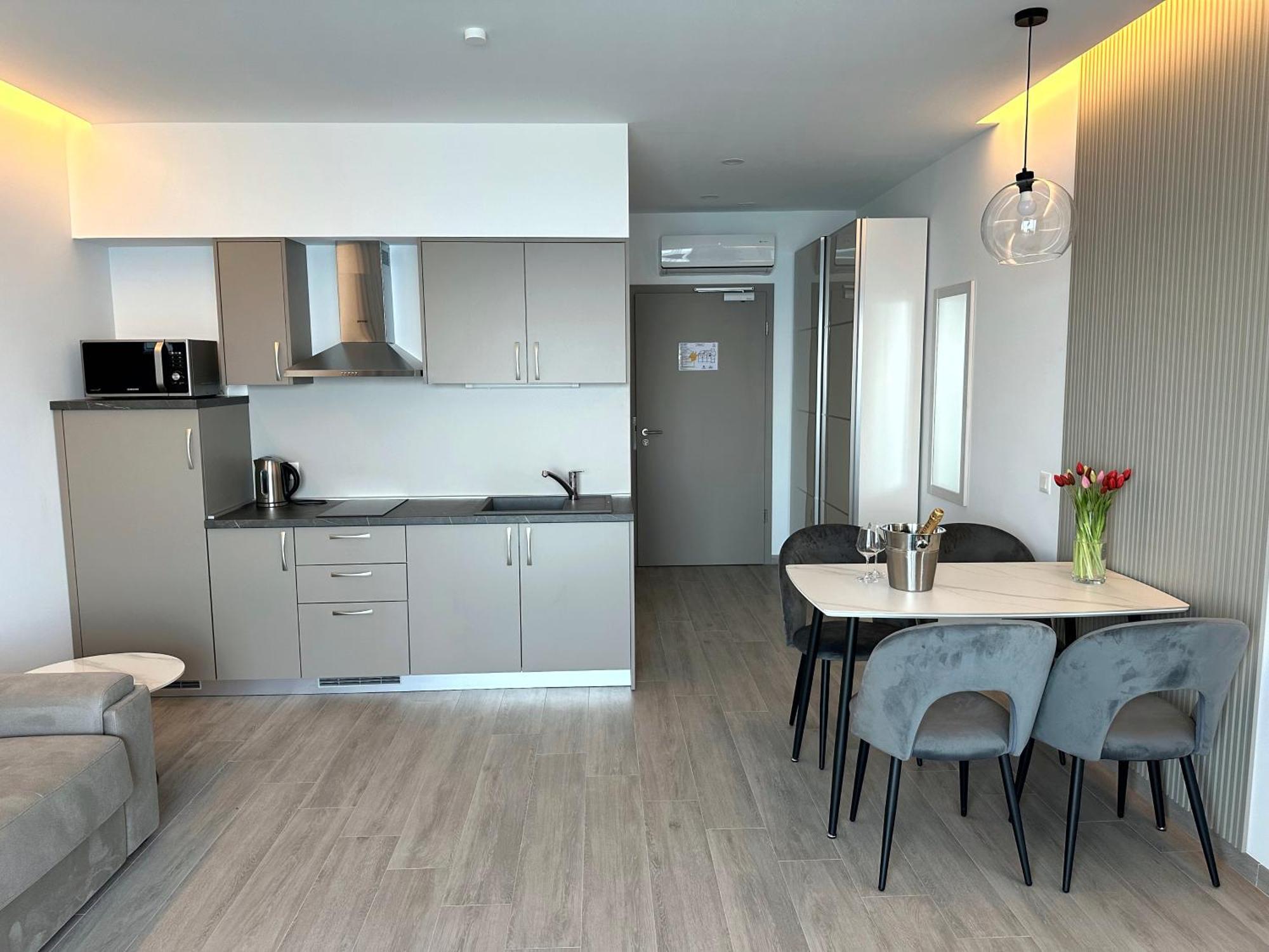 Adria Miris Apartments Drasnice Ngoại thất bức ảnh